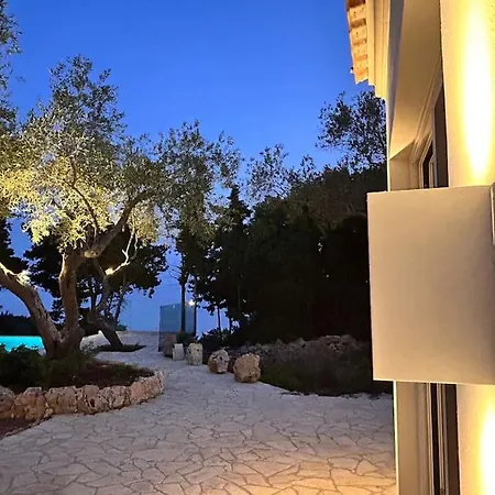 Ferienhaus Phaedra, A Unique Isolated Piece Of Paradise Manesatika